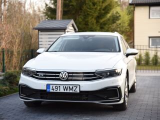 Volkswagen Passat GTE pistikhübriid 1.4 170kW