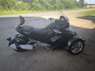 Can-Am Spyder ST 71кВ