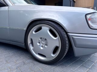 Mercedes-Benz E 220 2.2 110kW