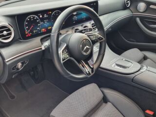 Mercedes-Benz E 300 de T EQ NIGHT PACK AVANTGARDE 2.0 225kW