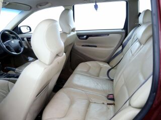 Volvo V70 Summum 2.4 D5 120kW