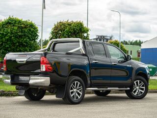 Toyota Hilux 2.4 110kW