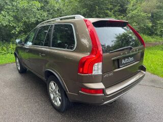 Volvo XC90 Summum 2.4 147кВ