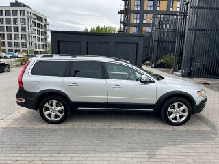 Volvo XC70 Summum AWD 2.4 D5 136kW