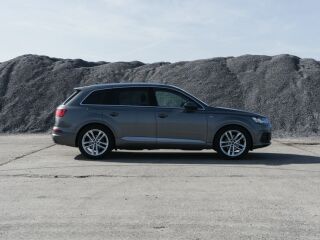 Audi Q7 S-line 3.0 200kW