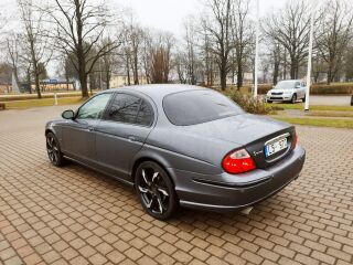 Jaguar S-Type V6 147kW