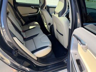 Volvo XC60 R-Design AWD 2.4 158kW