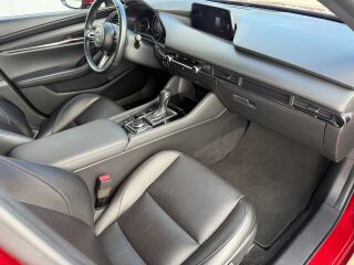 Mazda 3 Skyactiv-G  Eksklusiivne pakett 2.0