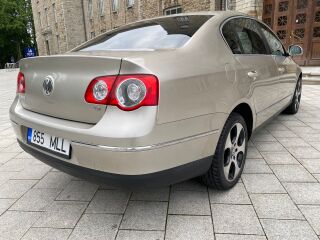 Volkswagen Passat 1.8 r4 Tsi 118kW