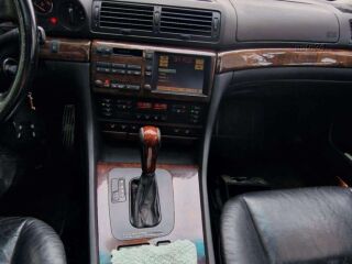 BMW 735 3.5 175kW