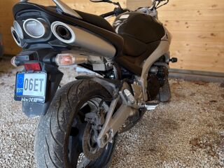 Suzuki GSR 600 72kW