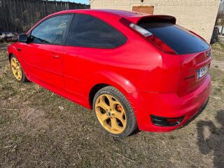 Ford Focus ST 2.5 R5 166кВ