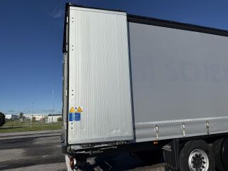 Schmitz Semitrailer Curtainsider Standard