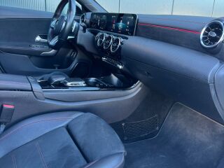 Mercedes-Benz CLA 200 Shooting Brake AMG MBUX WIDESCREEN 2.0 110kW