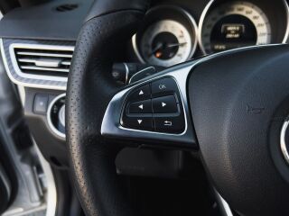 Mercedes-Benz E 350 Facelift AMG-Pakett 4-Matic 3.0 185kW