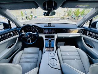Porsche Panamera Turbo 4.0 V8 404кВ