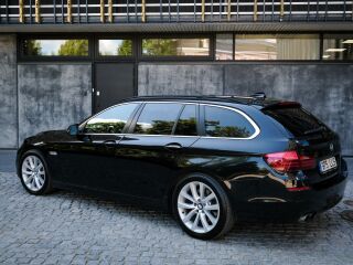 BMW 530 Facelift Touring X-Drive Comfort Pano 3.0 190кВ