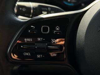 Mercedes-Benz EQC 400 145kW