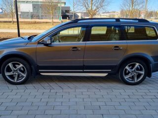 Volvo XC70 D5 SUMMUM 2.4 158kW