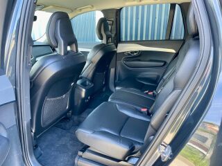 Volvo XC90 AWD Momentum PRO 7k 2.0 D5 165кВ