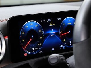 Mercedes-Benz CLA 220 Shooting Brake 4Matic 2.0 140kW