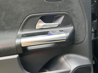 Mercedes-Benz GLA 250 AMG 2.0 165kW