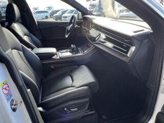 Audi Q8 50TDI Quattro S-Line 3.0 V6 210kW