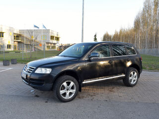 Volkswagen Touareg 4x4 2.5 128кВ
