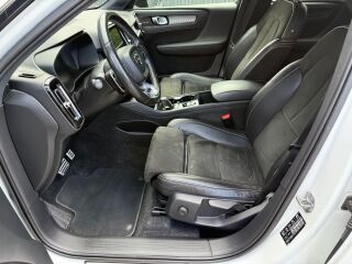 Volvo XC40 R Design 2.0 110kW
