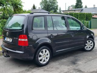 Volkswagen Touran ComfortLine 2.0 R4 TDi BKD 103kW