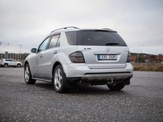Mercedes-Benz ML 350 Edition 10 OFF-ROAD Pro Engineering Package 3.5 V6 200kW