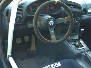 BMW 318 is 1.8 R4 103кВ