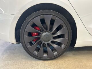 Tesla Model 3 Perfomance AWD Dual Motor 155kW
