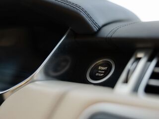 Land Rover Range Rover Autobiography 4.4 SDV8 250kW