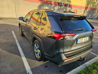 Toyota RAV4 2.5 131kW