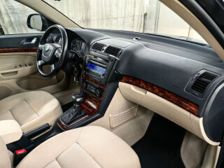 Skoda Octavia 1.6 77кВ