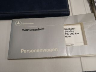 Mercedes-Benz 560 SE 5.6 220kW