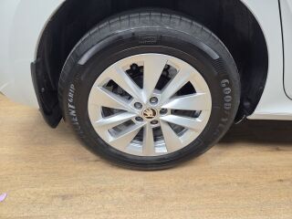 Skoda Kamiq Ambition 1.0 81кВ