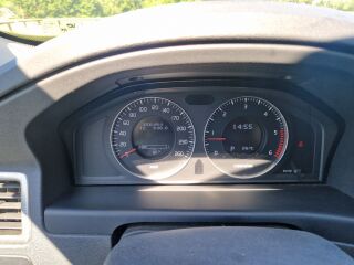 Volvo XC70 2.4 136kW