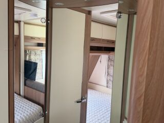 Hobby 400 SFE DE LUXE