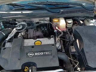 Opel Vectra 2.2 92кВ
