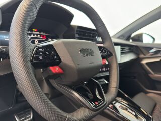 Audi RS 3 Limousine TFSI 2.5 294kW