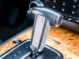 Volkswagen Touareg Individual 6.0 331kW