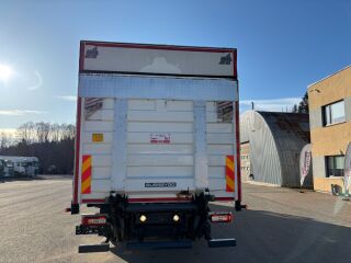 Volvo FM370 6x2*4 EURO6 + CARRIER SUPRA 950 278kW