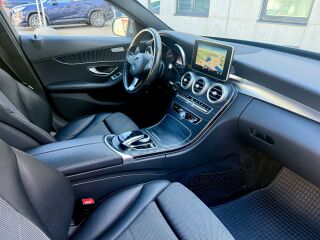 Mercedes-Benz C 350 e Avantgarde Plug-in Hybrid Pano ACC 2.0 205кВ