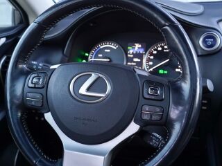 Lexus NX 300h AWD Hybrid Luxury 2.5 R4 16V 145kW