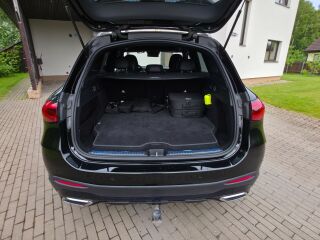 Mercedes-Benz GLC 300 e/Dig LED/Airmatic/Nelikroolimine/Burm.3D 2.0 R4 150kW