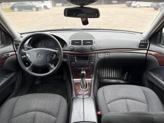 Mercedes-Benz E 220 2.1 110kW