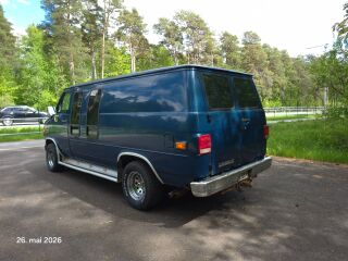 Chevrolet Chevy Van G20 6.5 V8 89kW