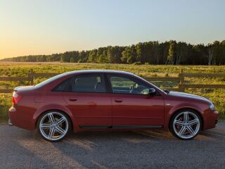 Audi S4 4.2 V8 253кВ